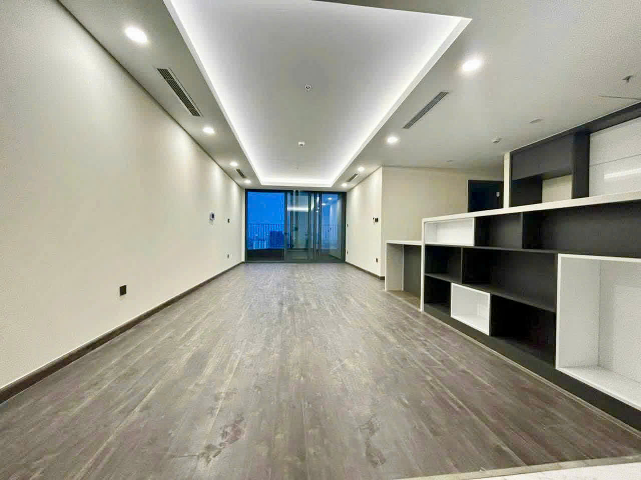 Cho thuê căn hộ 4 phòng ngủ tòa N01T7 Ngoại Giao Đoàn diện tích 141m2 nhà nguyên bản CĐT